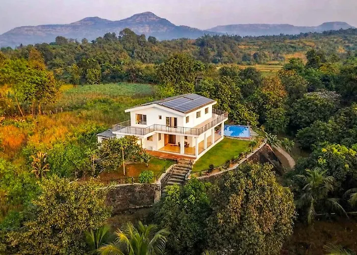 Aqua & Sage By Stayvista - Riverside Villa With Pool & Terrace Karjat